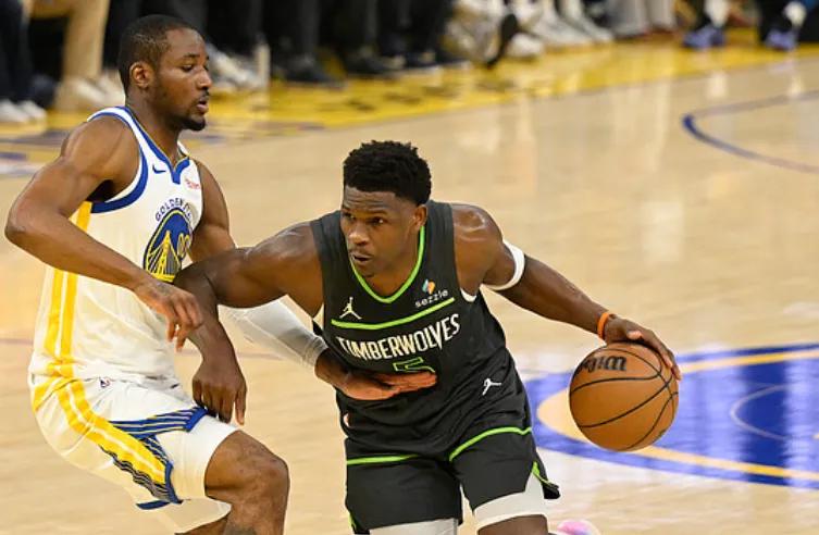 亚博app包含刚刚！波士顿凯尔特人今晚刷新队史纪录今晨瓦伦西亚回应争议，风云突变亚特兰大窗口期内部沟通的词条