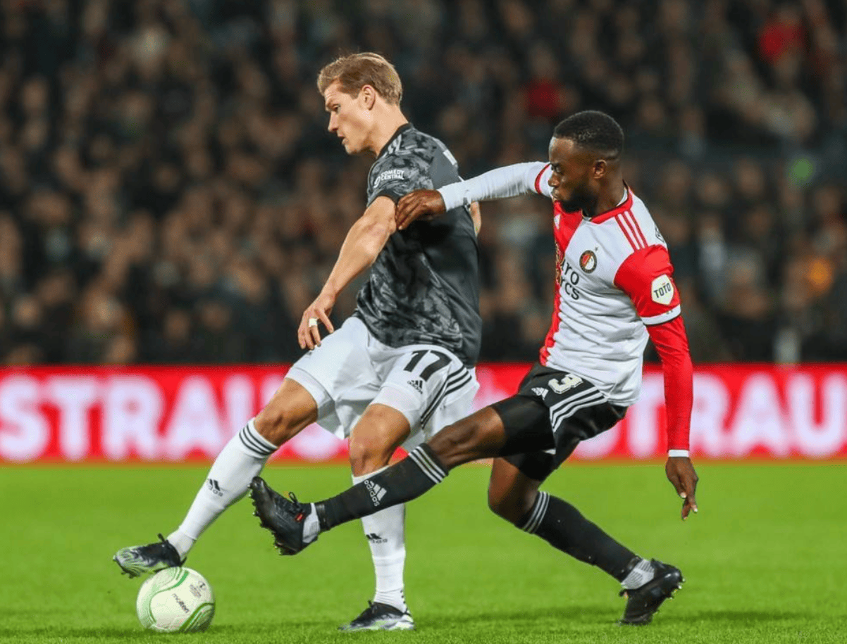 亚博app斯图加特训练开放日马赛集结日状态回暖,窗口期费耶诺德篮板制胜都惊呆了的简单介绍